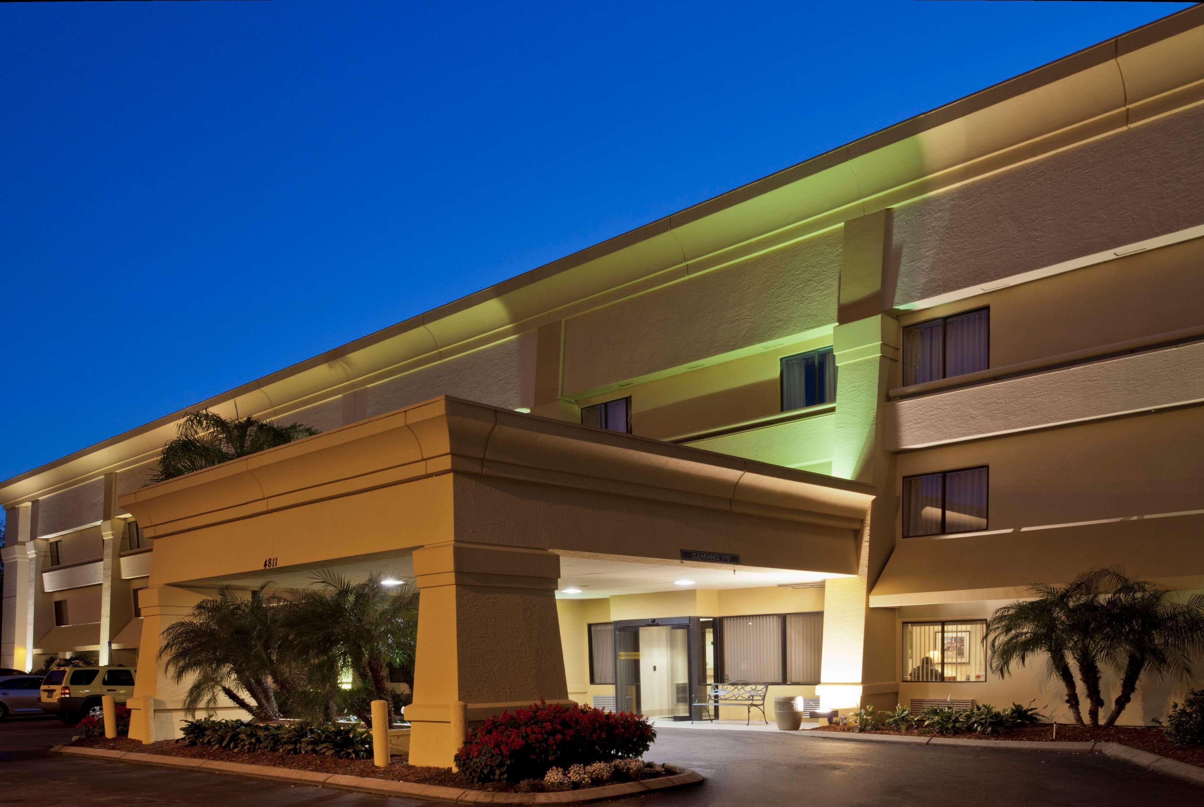 La Quinta By Wyndham Tampa Fairgrounds - Casino Hotell Mango Eksteriør bilde